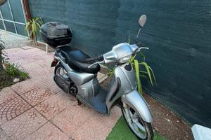 Scarabeo scoter 2006