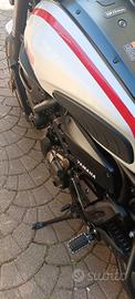 XSR 700 XTribute