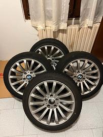 Cerchi in Lega R17 + Gomme M+S