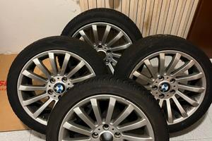 Cerchi in Lega R17 + Gomme M+S