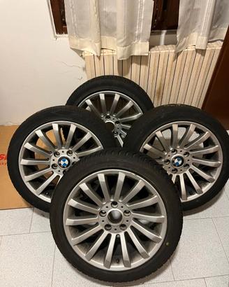 Cerchi in Lega R17 + Gomme M+S