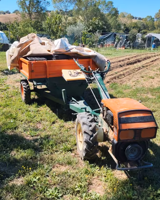 Trattorino motocoltivatore