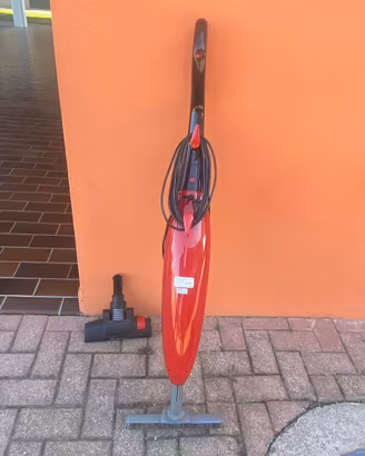 Scopa elettrica Ariete cyclonic 600w