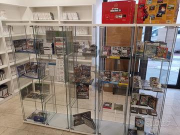 libreria vetrinetta e cesta