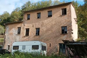 Grande rustico con terreno