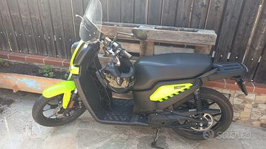 Scooter elettrico Fantic issimo city