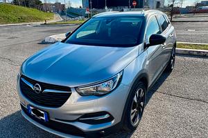 Opel Grandland X 1.2 Turbo 131 cv Anniversary