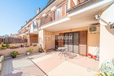 ELEGANTE VILLA DI AMPIA METRATURA CON DOPPIO GIARD