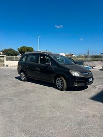 Opel Zafira B1.6 Cosmo nera Metano/Benzina 7 posti