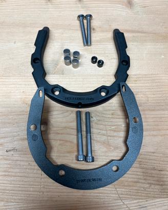 Ducati Multistrada V4 -Flangia per borsa serbatoio