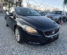 Volvo V40 D2 1.6 Summum