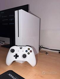Xbox One S 1TB SSD con Controller – Ottime Condizi