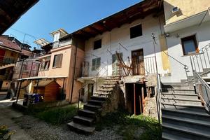 CASA SEMINDIPENDENTE A SANT'ANTONINO DI SUSA