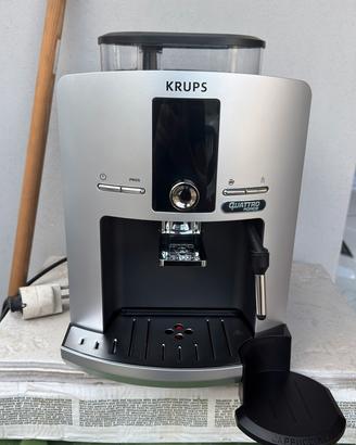 Macchina caffe Krups Quattro Force EA82F010