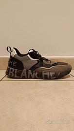 scarpe sneakers