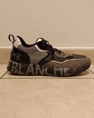scarpe sneakers