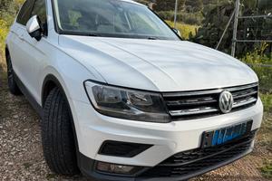 Volkswagen Tiguan 1.6 TDI Business PARI AL NUOVO