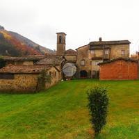 MULTILOCALE A CASTEL SAN NICCOLÒ