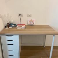 Scrivania IKEA