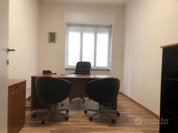 Ufficio coworking arredato - De Angeli - 550