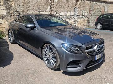 Mercedes-Benz E 220 d coupe Premium 4matic