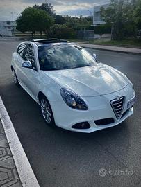 Alfa Romeo Giulietta 2.0 JTDm-2 140 CV Distinctive