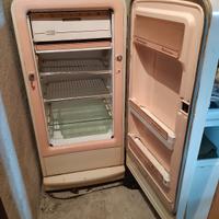 Frigorifero CGE anni '50