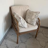 Sedia legno con cuscini