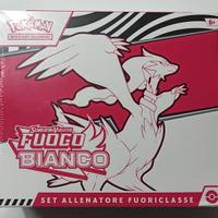 Pokemon Set Allenatore Fuoriclasse Fuoco Bianco