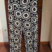 Pantaloni estivi a fiori 