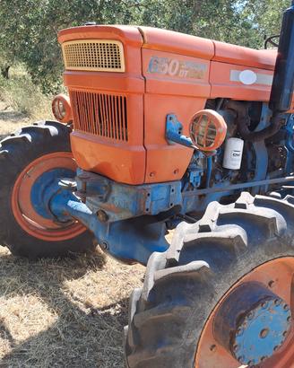 trattore fiat 650dt con trincia falc giraffa  a ma