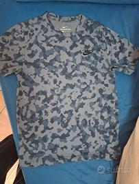 t-shirt nike nuova