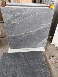 gres da interno formato 80x80 effetto pietra lavic