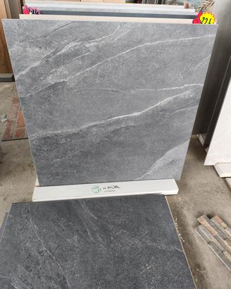 gres da interno formato 80x80 effetto pietra lavic