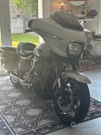 Harley Davidson street glide CVO