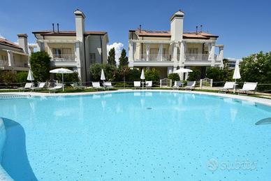 Maggio/giugno Quadrilocale con piscina