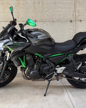 Kawasaki Z650 di aprile 2024 con soli 2.500 km