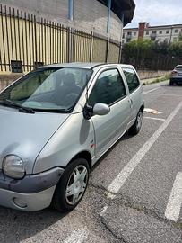 Automobile in buono stato
