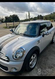 MINI Mini (R56) - 2012