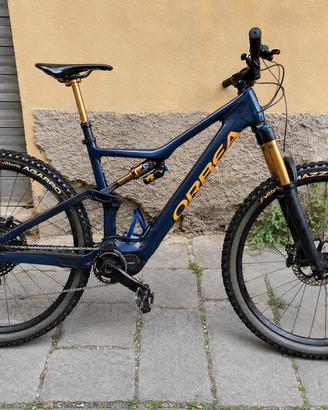 Orbea Rise M10 Carbonio – eMTB