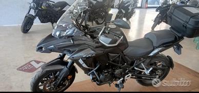 Moto Benelli 502 Trk