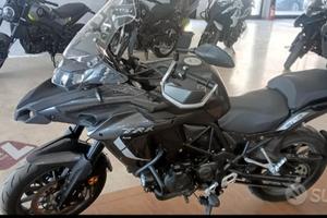 Moto Benelli 502 Trk