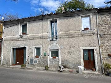 Immobile in asta di 121 m² a Bolsena
