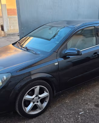 OPEL ASTRA CAMBIO AUTOMATICO SEQUENZA