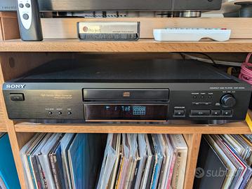 Lettore CD Sony CDP XE220