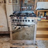 Cucina Lofra building-in 5 fuochi