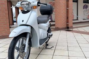 Aprilia Scarabeo 50