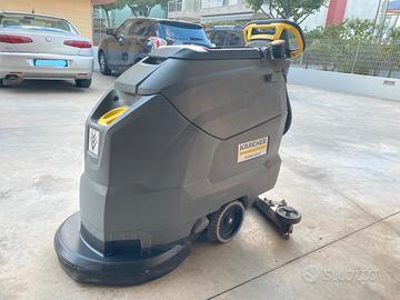 Lavasciuga pavimenti Karcher