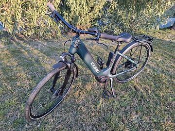 bici elettrica e-bike trekking unisex