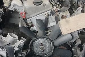 Motore mercedes 2.5d 605912